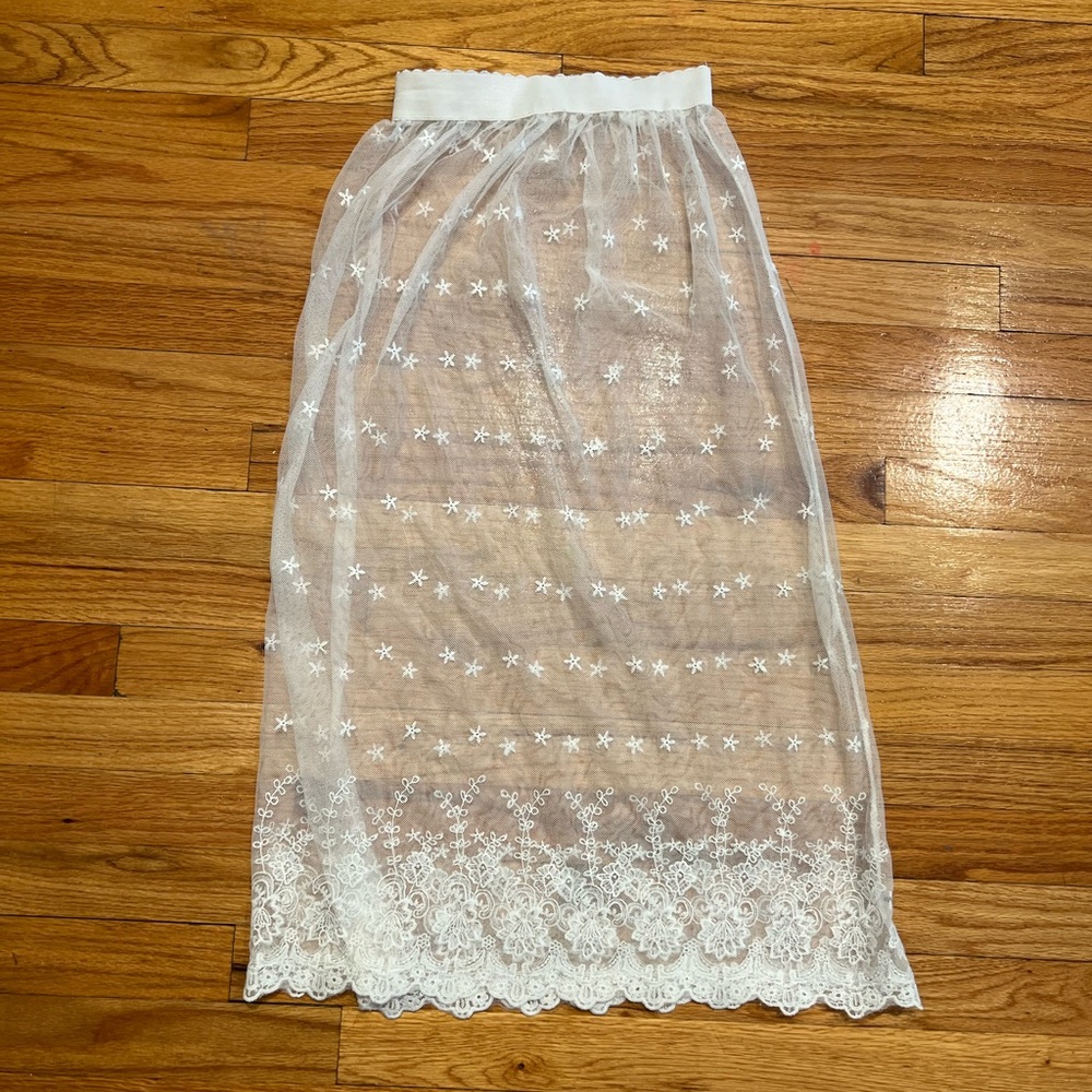 Sheer white flower and embroidered lace and mesh skirt overlay